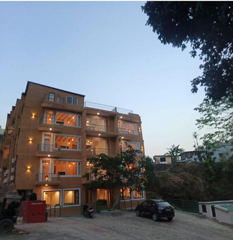 Ekawa Ganga By Lawrence Hotels ริชิเคช ภายนอก รูปภาพ