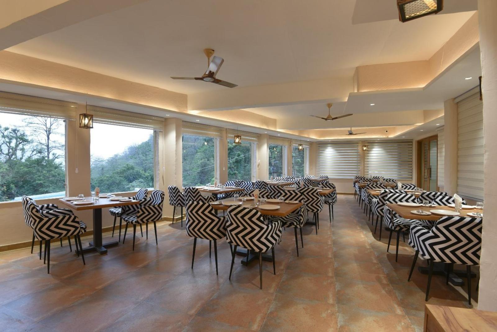 Ekawa Ganga By Lawrence Hotels ริชิเคช ภายนอก รูปภาพ